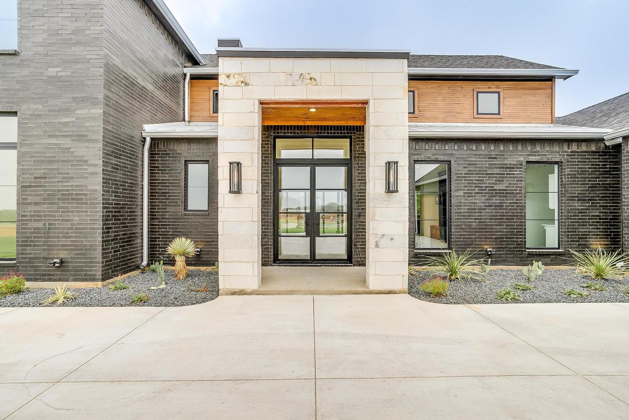 TNT Builders luxury custom home tour in Burleson, Texas