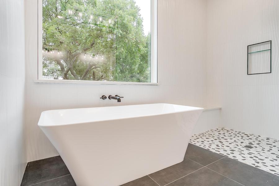 Spa bathroom